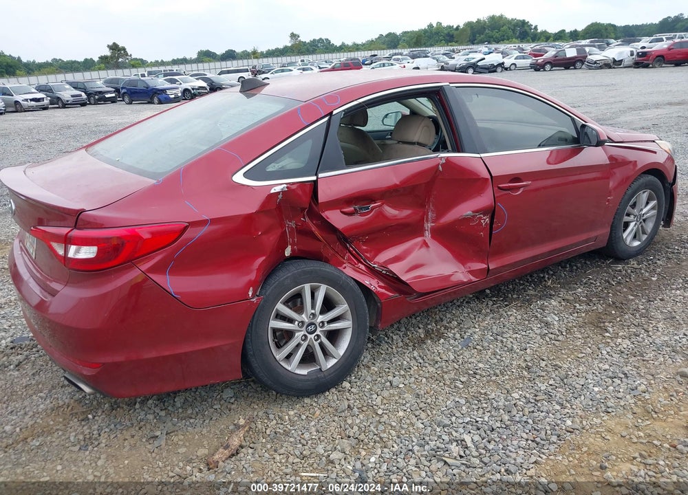 2015 HYUNDAI SONATA SE VIN: 5NPE24AF7FH222301