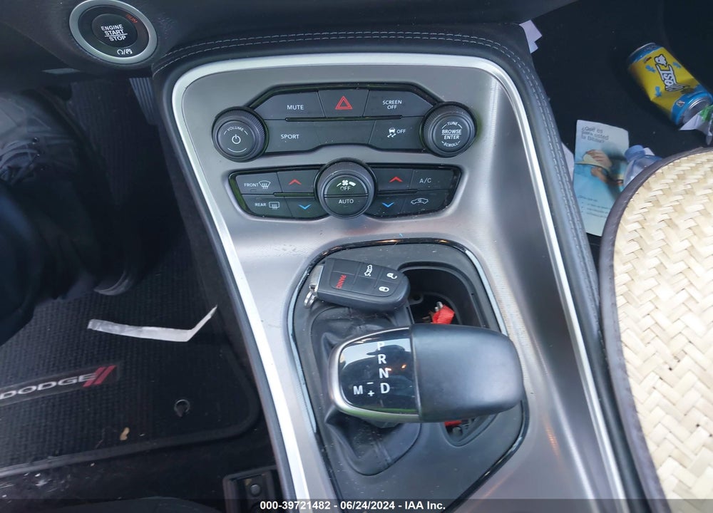 2022 DODGE CHALLENGER SXT VIN: 2C3CDZAG7NH144086