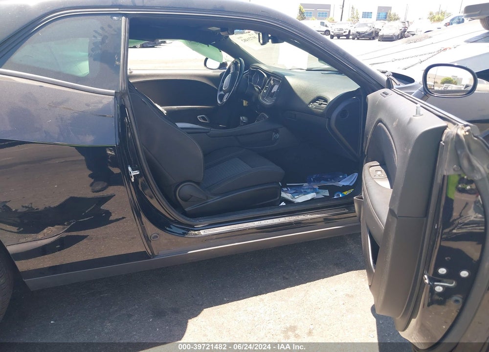 2022 DODGE CHALLENGER SXT VIN: 2C3CDZAG7NH144086