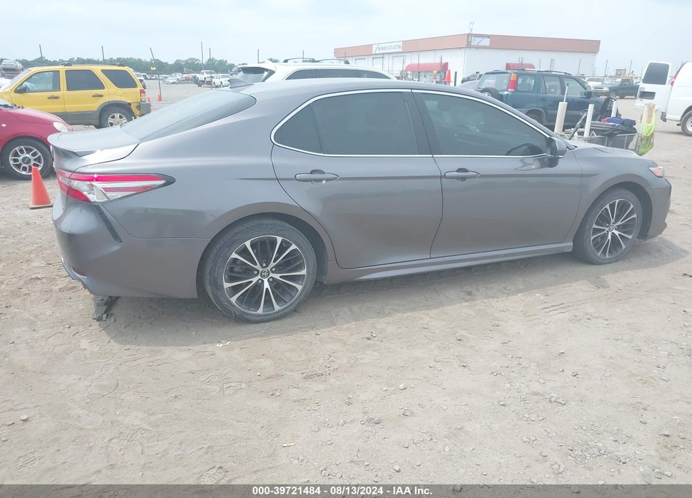 2019 TOYOTA CAMRY SE VIN: 4T1B11HK4KU714805