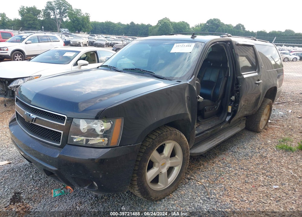 2013 CHEVROLET SUBURBAN 1500 LT VIN: 1GNSKJE76DR143980