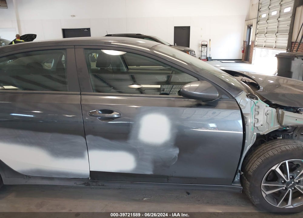 2023 KIA FORTE LXS VIN: 3KPF24AD5PE681951