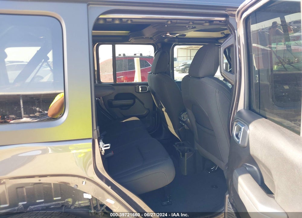 2021 JEEP WRANGLER UNLIMITED SPORT ALTITUDE 4X4 VIN: 1C4HJXDN8MW818447