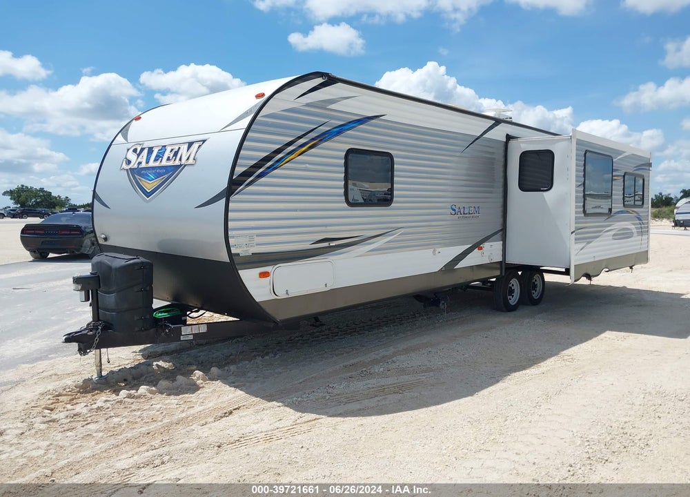 2018 SALEM BY FOREST RIVER 27RLSS VIN: 4X4TSMC25JA321159