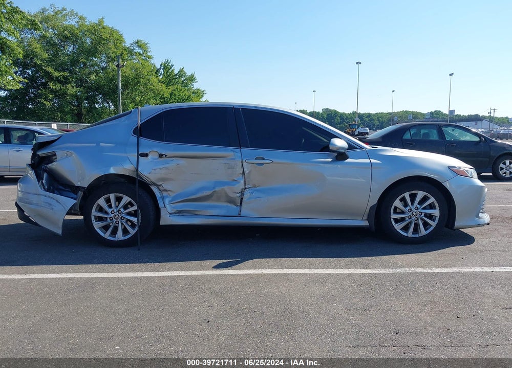 2021 TOYOTA CAMRY LE VIN: 4T1C11AKXMU473155