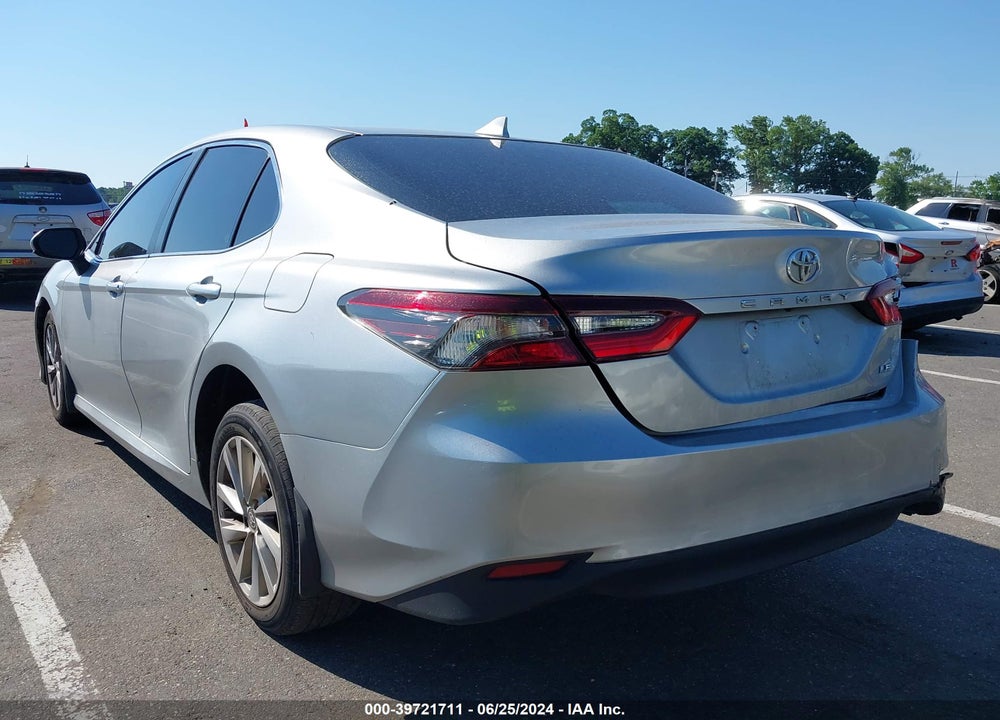 2021 TOYOTA CAMRY LE VIN: 4T1C11AKXMU473155