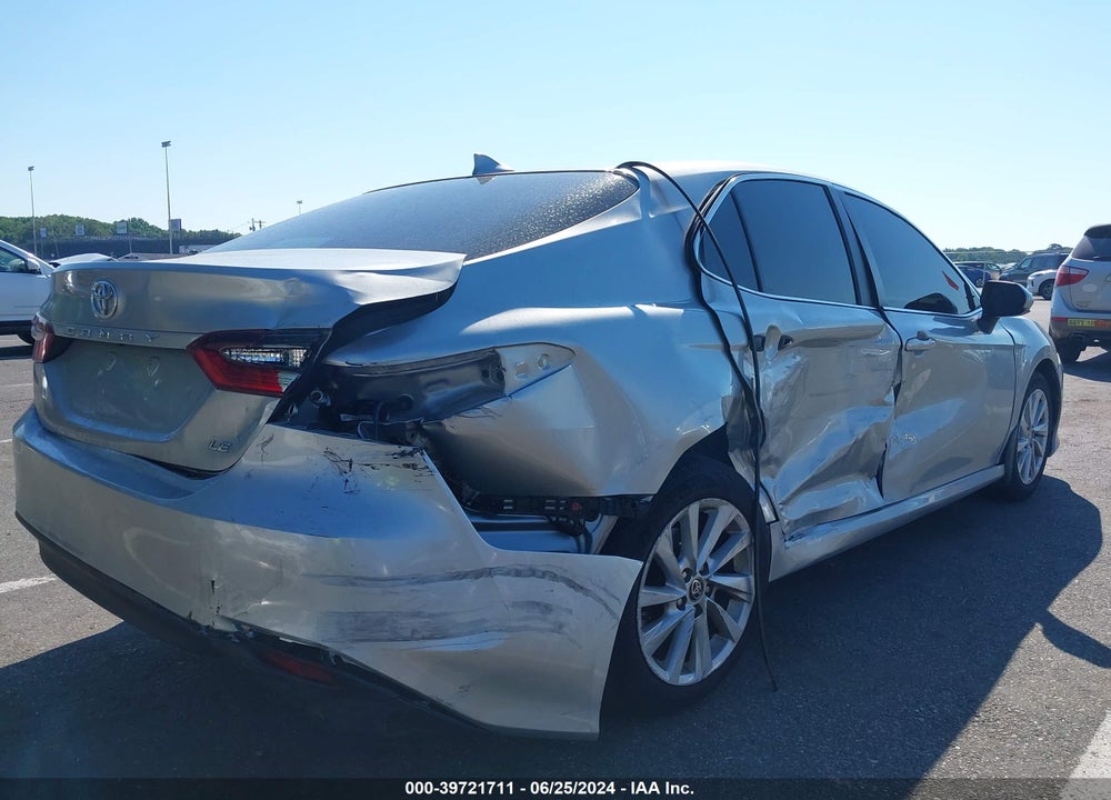 2021 TOYOTA CAMRY LE VIN: 4T1C11AKXMU473155