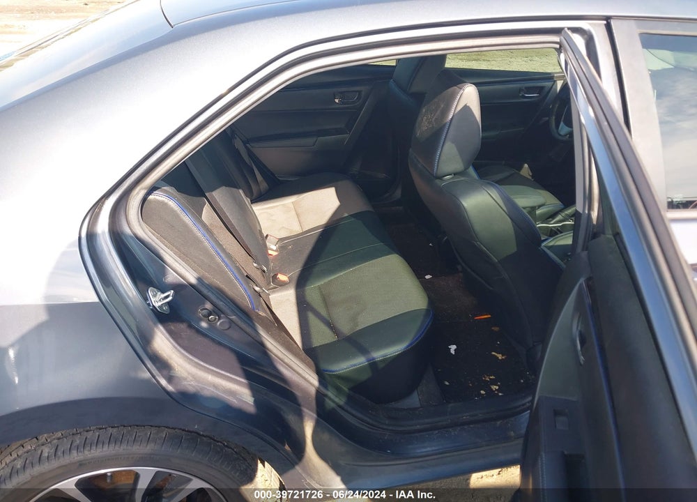 2018 TOYOTA COROLLA SE VIN: 5YFBURHE0JP837873