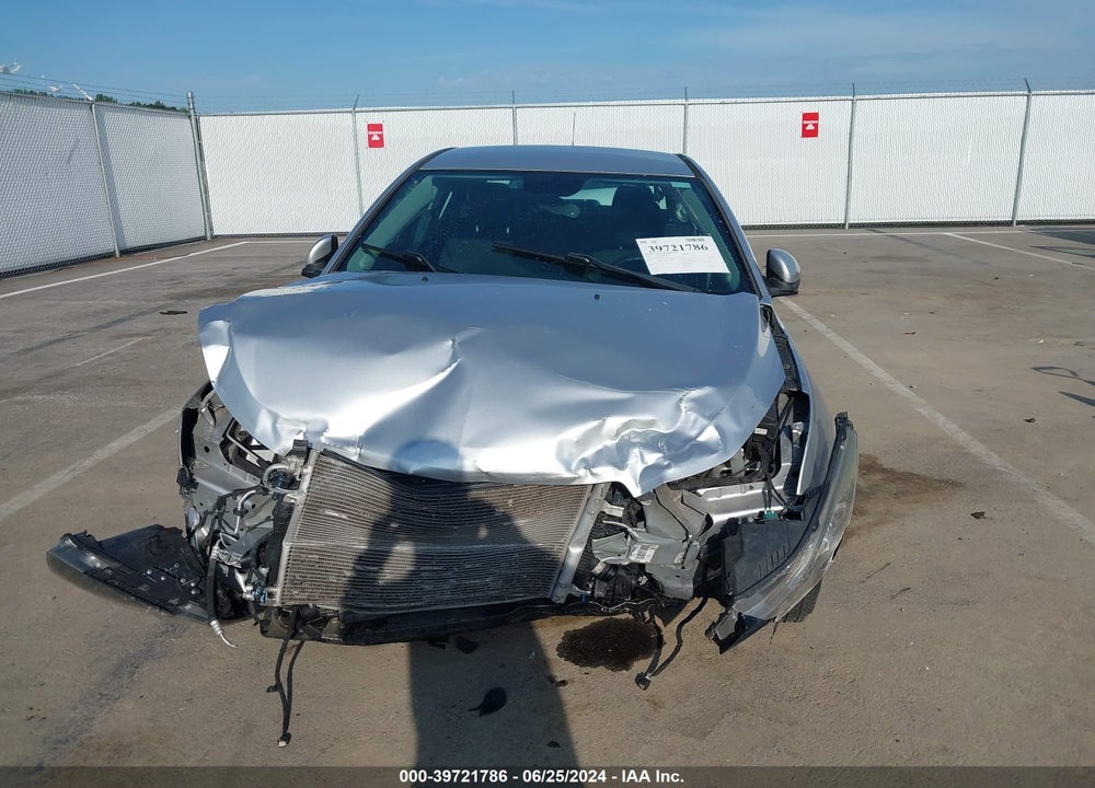2015 CHEVROLET CRUZE 1LT AUTO VIN: 1G1PC5SB6F7172172