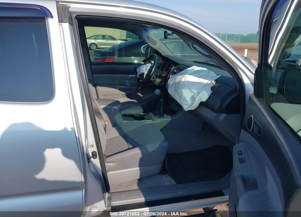 2006 TOYOTA TACOMA BASE V6 VIN: 5TEUU42N66Z165467