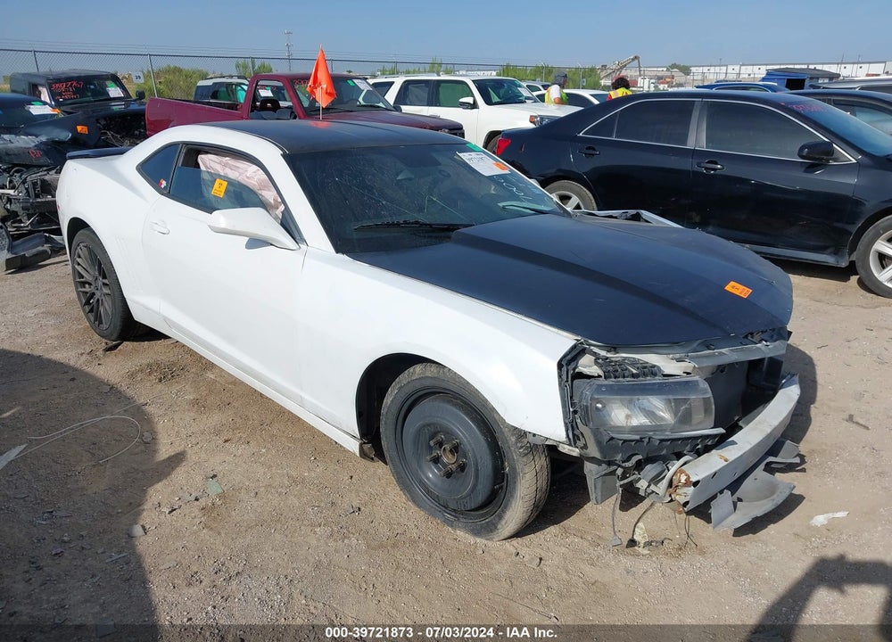 2015 CHEVROLET CAMARO 2LS VIN: 2G1FB1E35F9146446