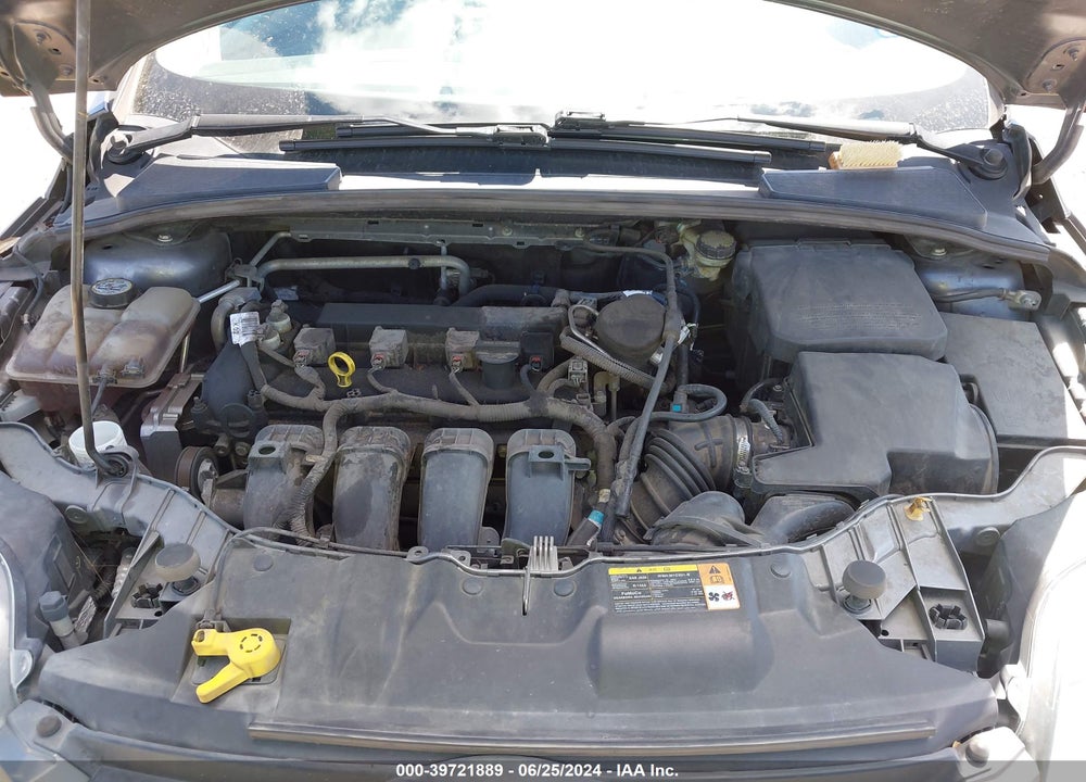 2014 FORD FOCUS SE VIN: 1FADP3F27EL266277