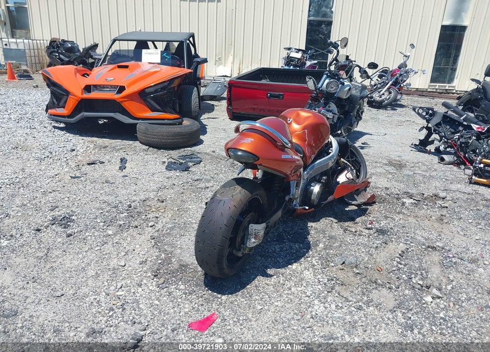 2003 SUZUKI GSX1300 R VIN: JS1GW71A532102815