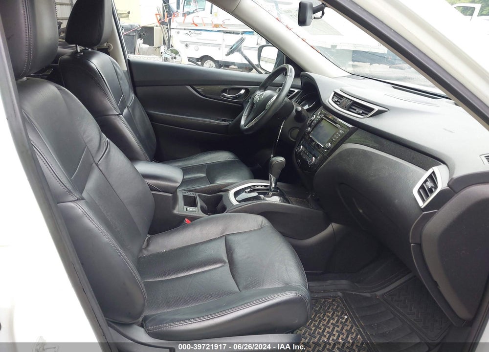 2015 NISSAN ROGUE SL VIN: 5N1AT2MV3FC839611