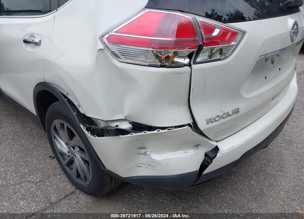 2015 NISSAN ROGUE SL VIN: 5N1AT2MV3FC839611
