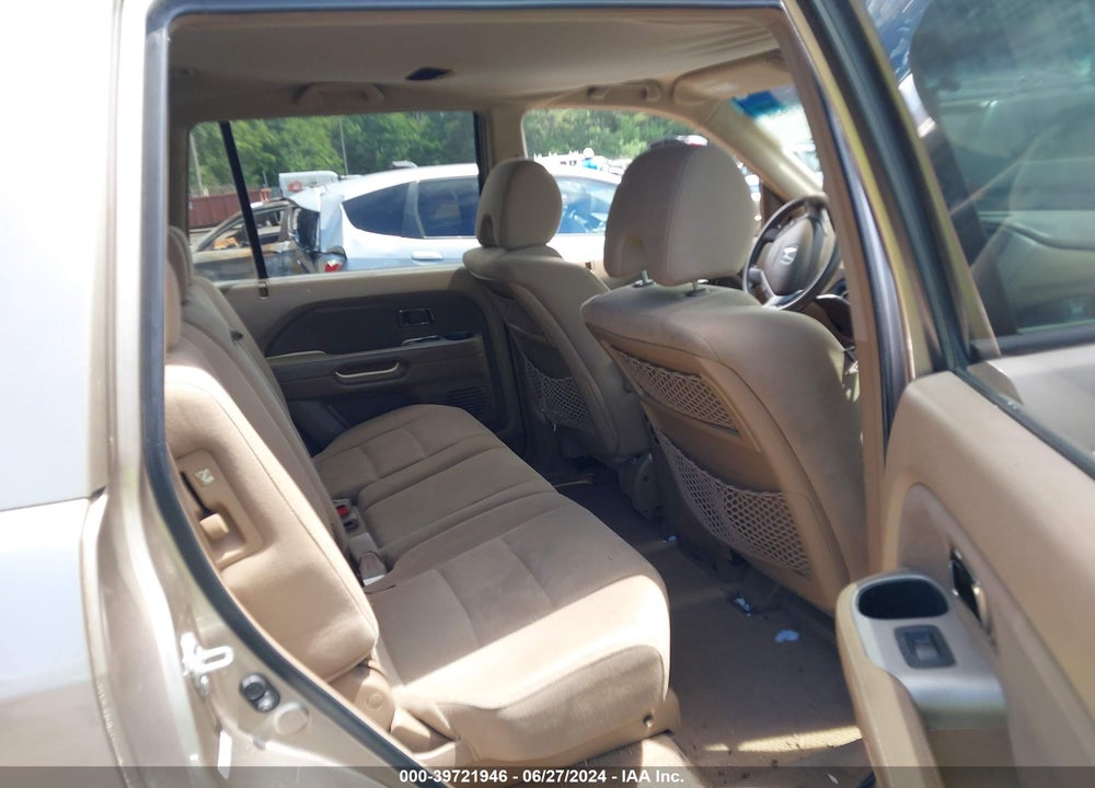 2006 HONDA PILOT EX VIN: 5FNYF18406B029605