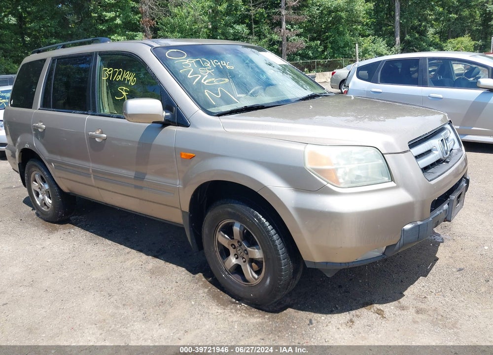 2006 HONDA PILOT EX VIN: 5FNYF18406B029605