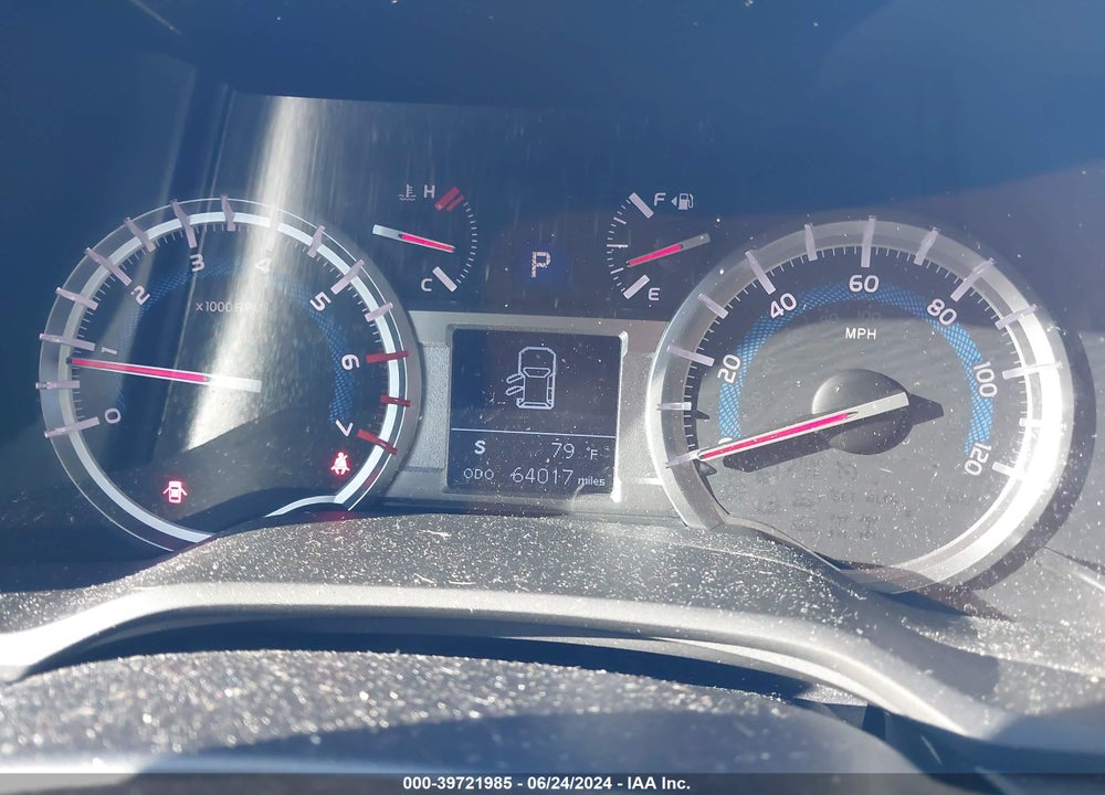 2018 TOYOTA 4RUNNER TRD OFF ROAD VIN: JTEBU5JR9J5557464