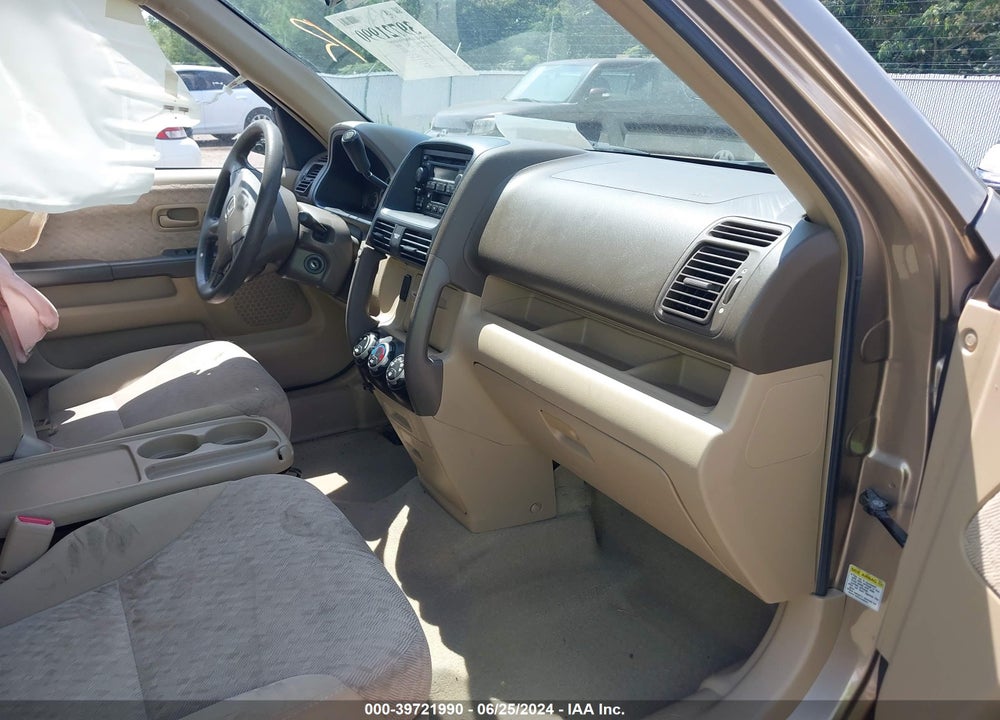 2005 HONDA CR-V LX VIN: JHLRD68505C003133