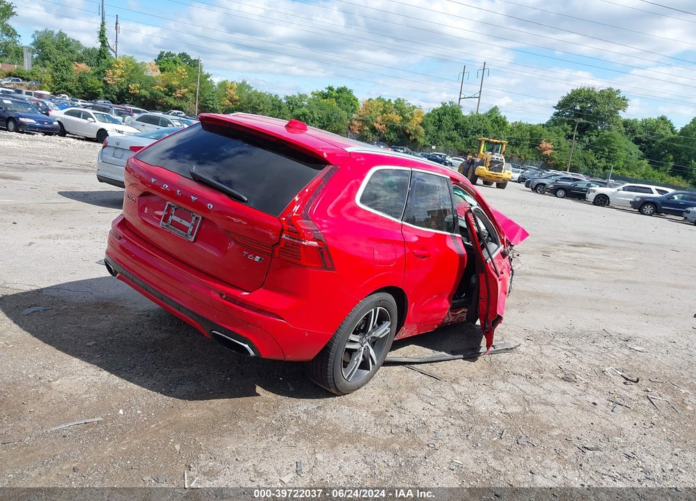2018 VOLVO XC60 T6 R-DESIGN VIN: YV4A22RMXJ1024301