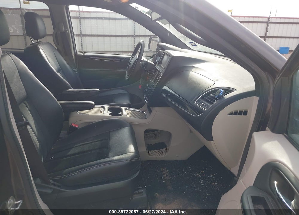 2017 DODGE GRAND CARAVAN SXT VIN: 2C4RDGCG2HR639852
