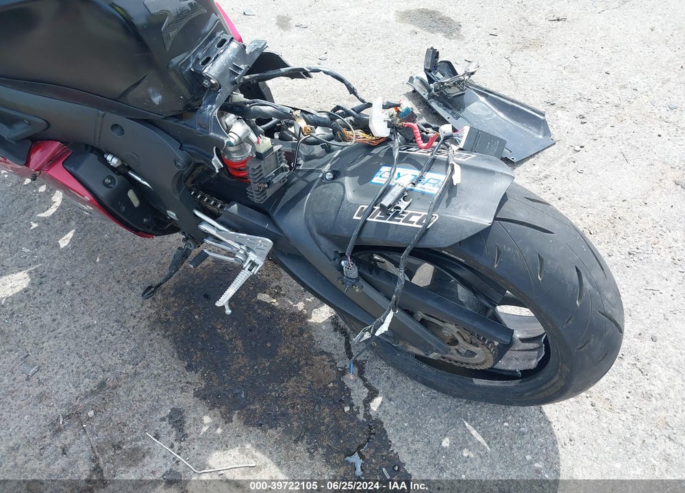 2003 YAMAHA YZFR6 L VIN: JYARJ06E13A003331