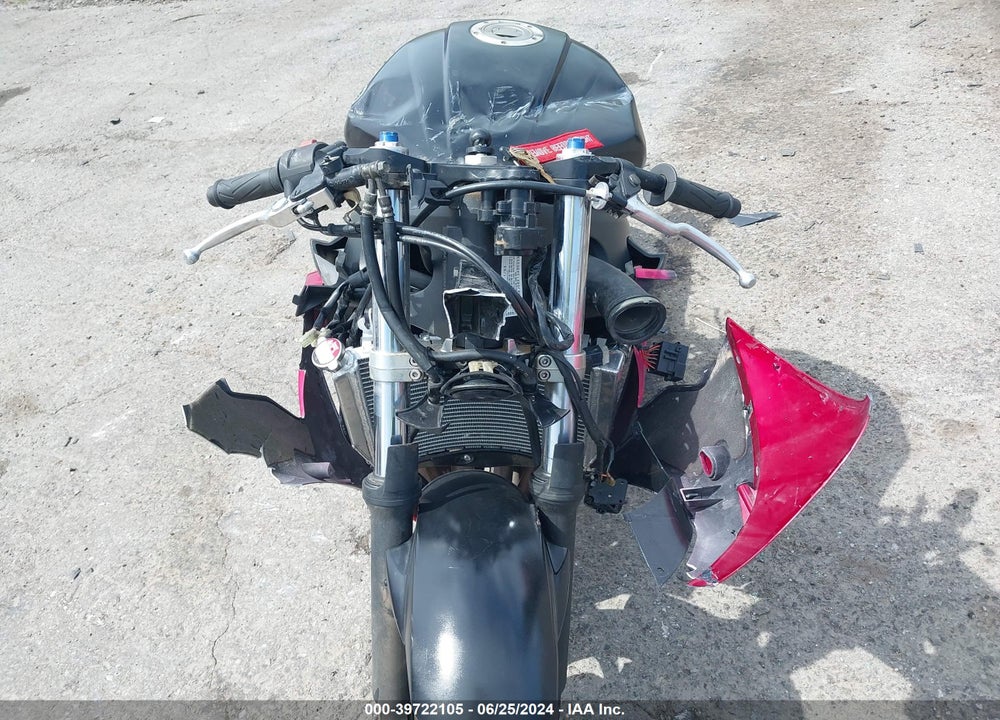 2003 YAMAHA YZFR6 L VIN: JYARJ06E13A003331