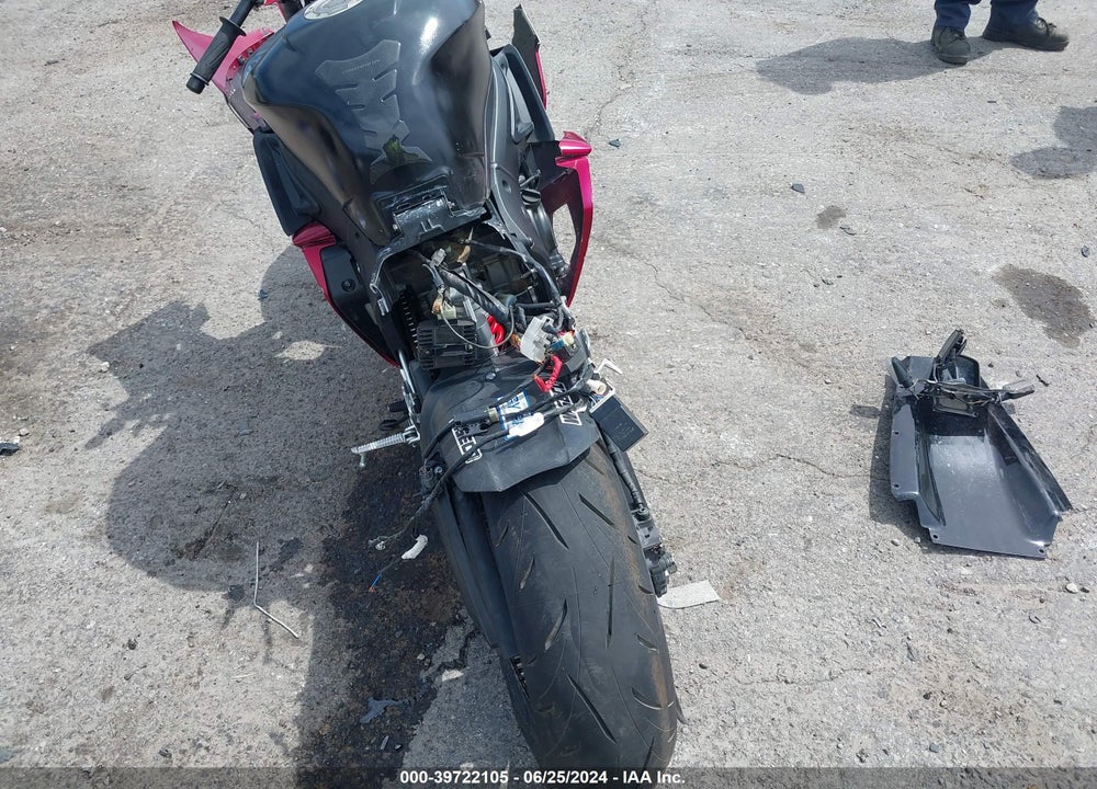2003 YAMAHA YZFR6 L VIN: JYARJ06E13A003331