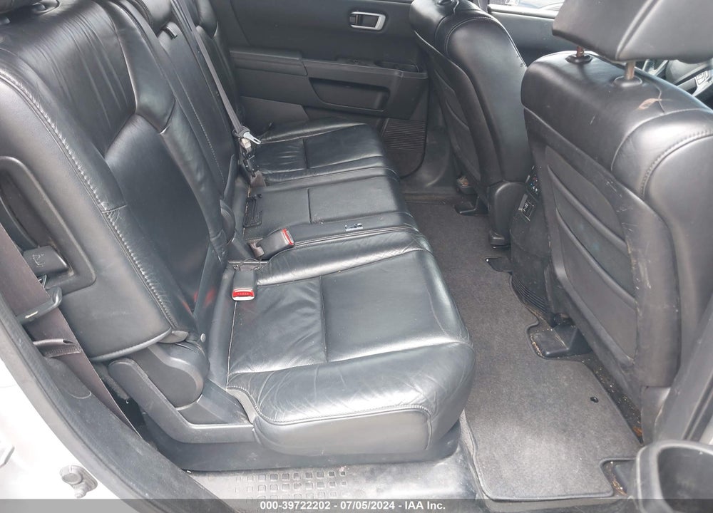 2011 HONDA PILOT EX-L VIN: 5FNYF3H59BB031254
