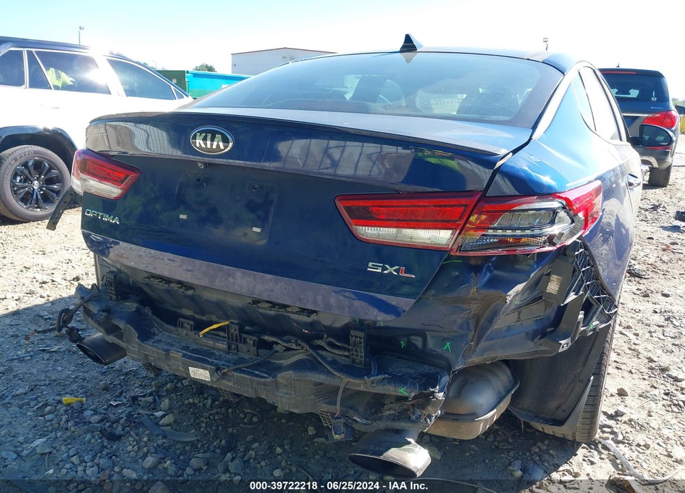 2016 KIA OPTIMA SXL TURBO VIN: 5XXGV4L20GG120331