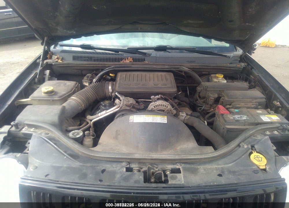 2007 JEEP GRAND CHEROKEE LAREDO VIN: 1J8HR48N97C632464