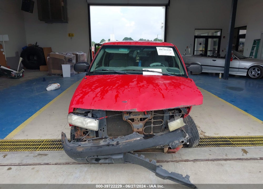 2003 CHEVROLET S-10 LS VIN: 1GCCS19H338191652