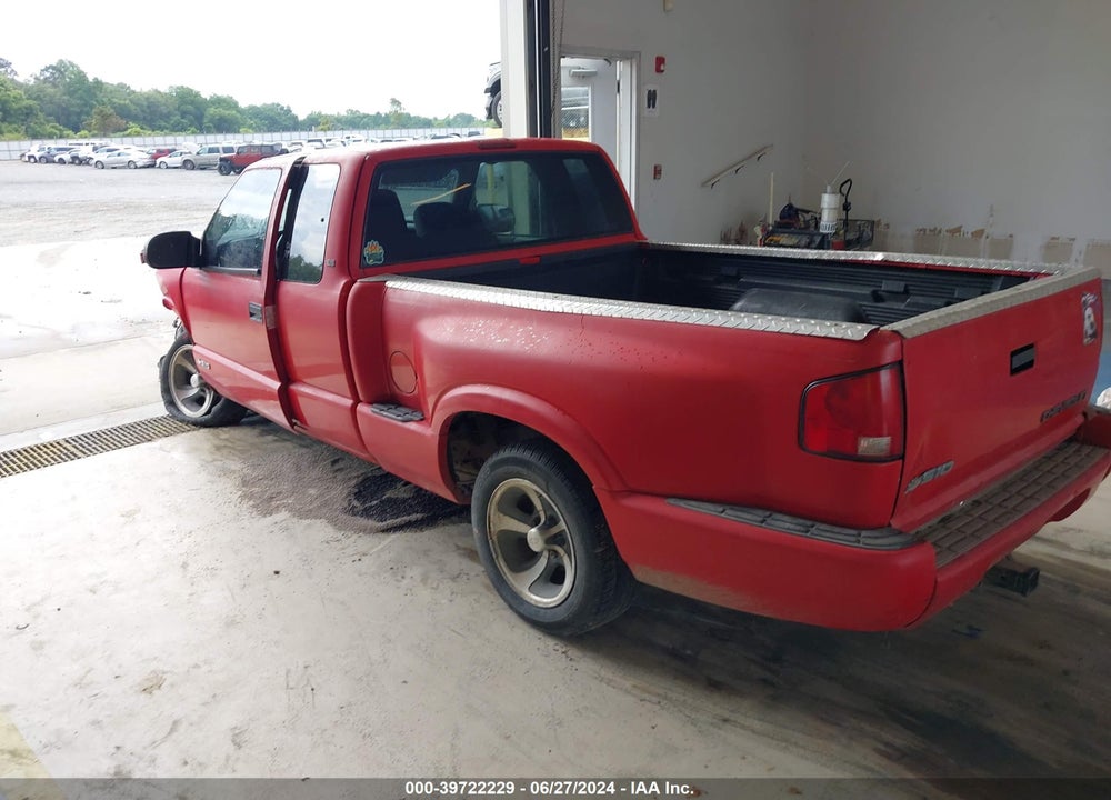 2003 CHEVROLET S-10 LS VIN: 1GCCS19H338191652
