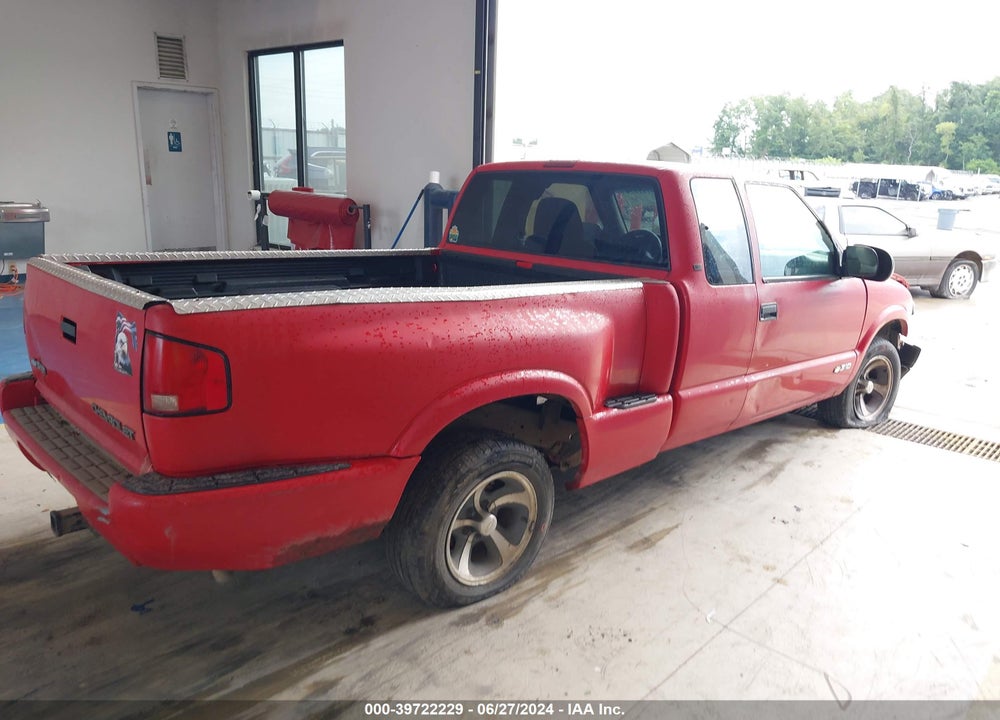 2003 CHEVROLET S-10 LS VIN: 1GCCS19H338191652
