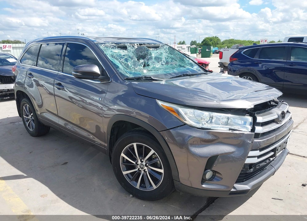 2018 TOYOTA HIGHLANDER HYBRID XLE VIN: 5TDJGRFH9JS048306