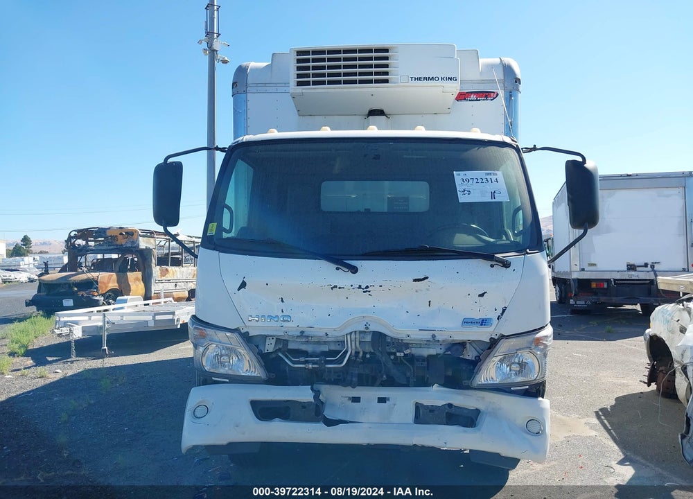 2014 HINO 195 VIN: JHHHPM2H9EK001116