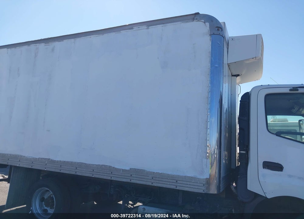 2014 HINO 195 VIN: JHHHPM2H9EK001116