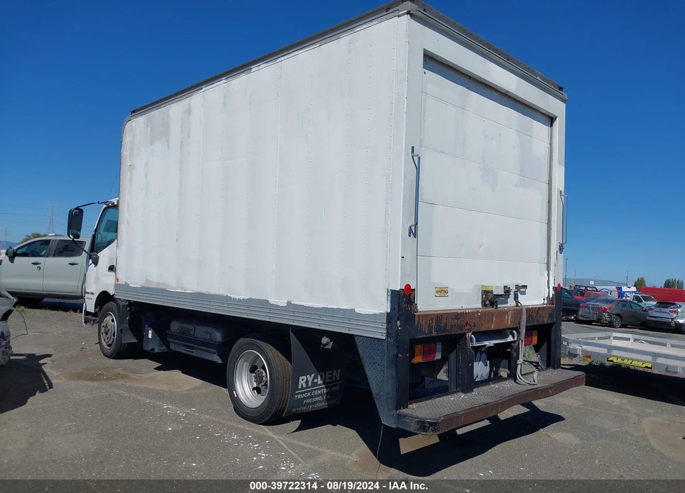 2014 HINO 195 VIN: JHHHPM2H9EK001116