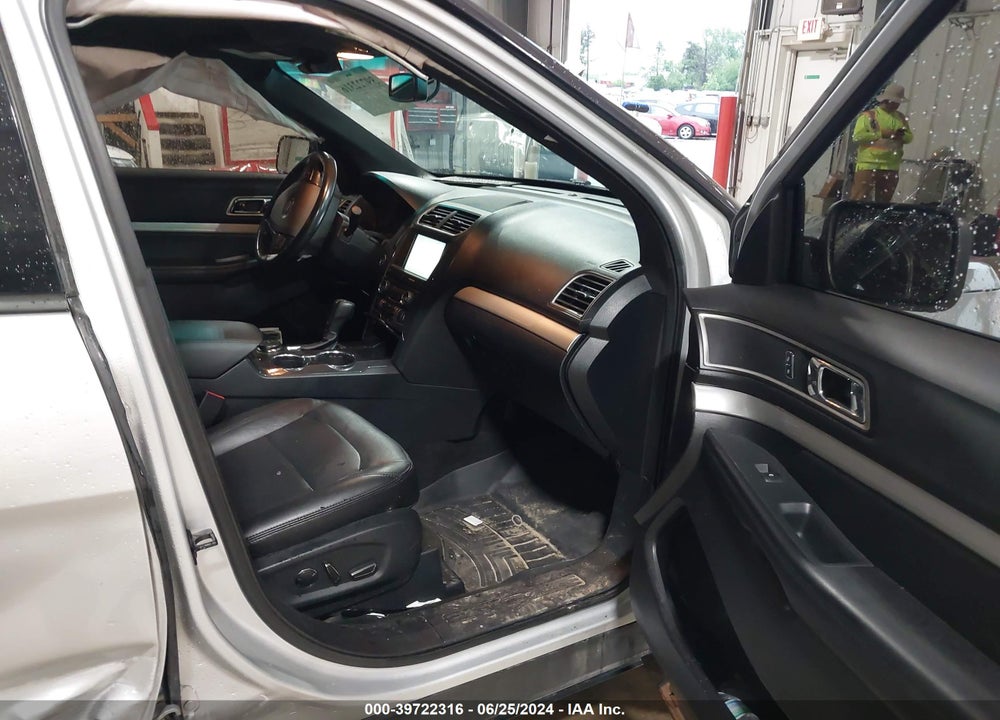 2016 FORD EXPLORER XLT VIN: 1FM5K8D88GGD34501