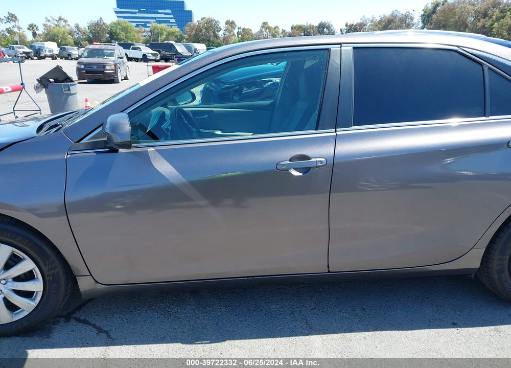 2017 TOYOTA CAMRY LE VIN: 4T1BF1FK1HU423675