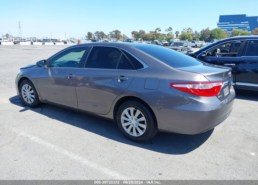 2017 TOYOTA CAMRY LE VIN: 4T1BF1FK1HU423675