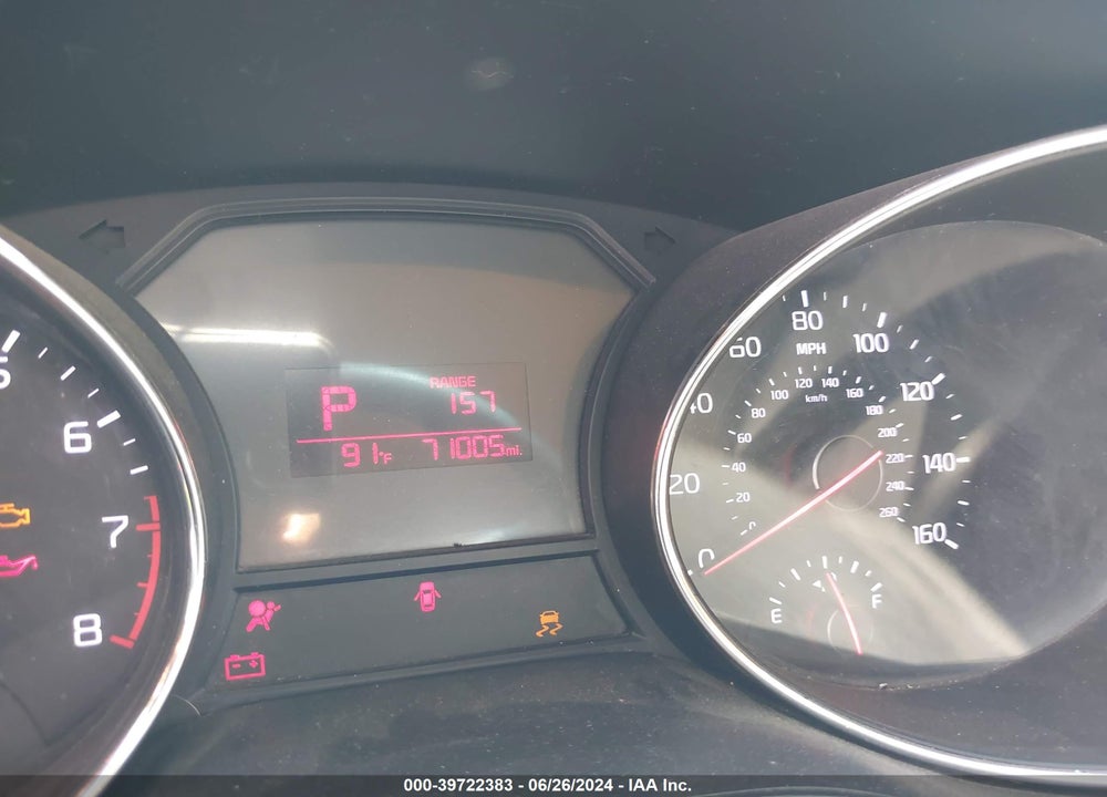 2016 KIA SEDONA LX VIN: KNDMB5C11G6133807