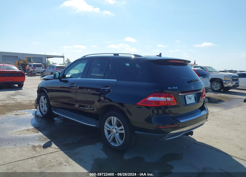 2015 MERCEDES-BENZ ML 350 4MATIC VIN: 4JGDA5HB6FA443897