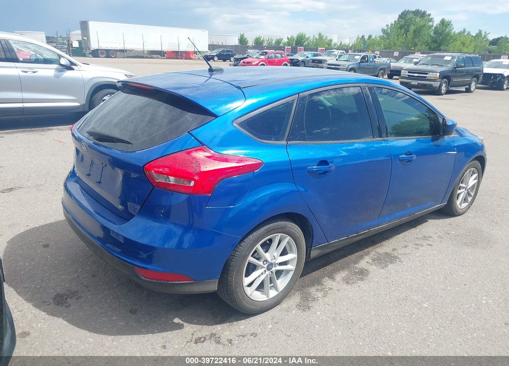 2018 FORD FOCUS SE VIN: 1FADP3K28JL230761