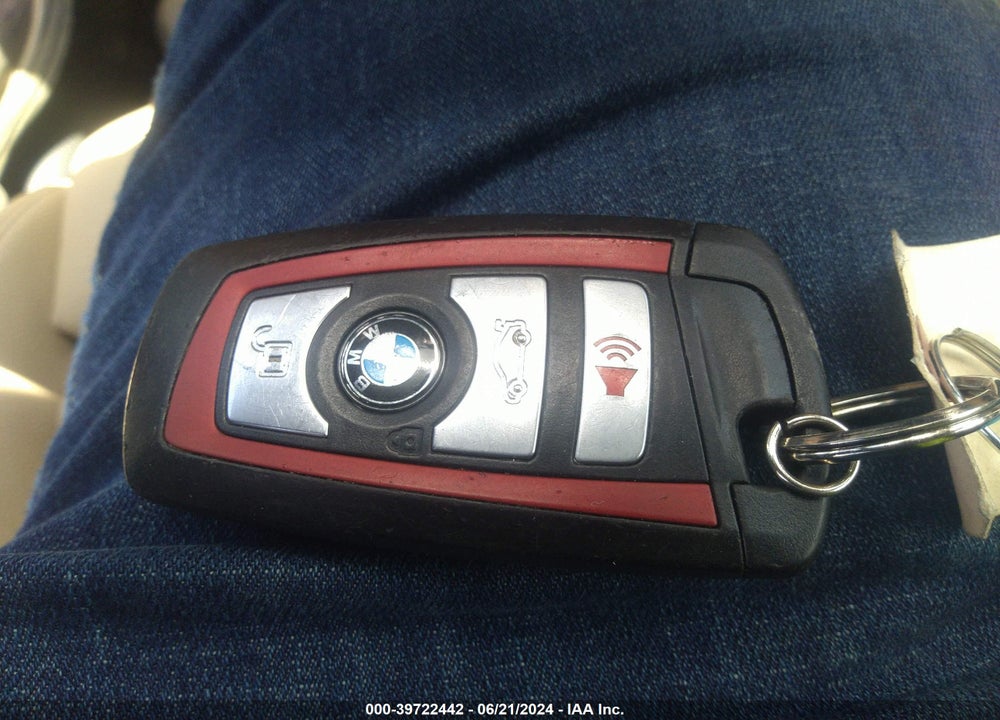 2017 BMW 320I VIN: WBA8E1G3XHNU17518