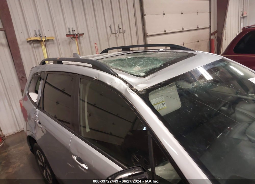 2017 SUBARU FORESTER 2.5I PREMIUM VIN: JF2SJAGC6HH801459