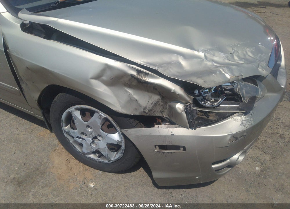 2005 HYUNDAI ELANTRA GLS/GT VIN: KMHDN46D45U154338