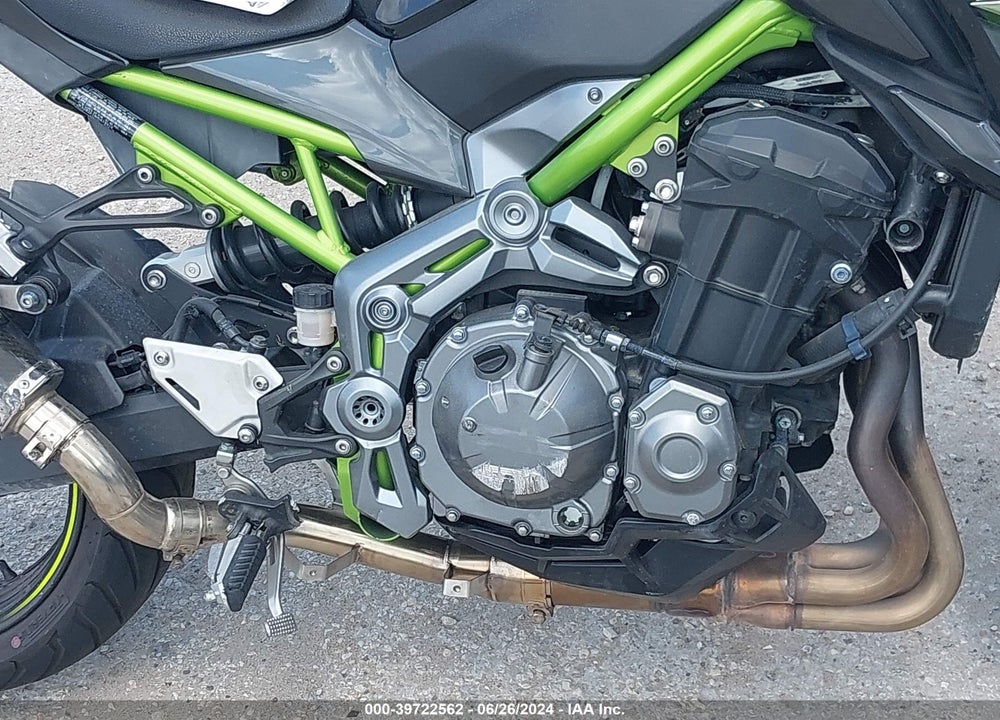 2017 KAWASAKI ZR900 VIN: JKAZR2A19HDA18918