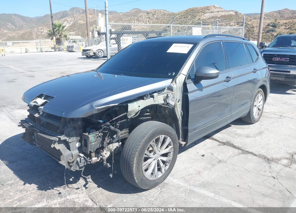 2018 VOLKSWAGEN TIGUAN 2.0T S VIN: 3VV0B7AX8JM029163