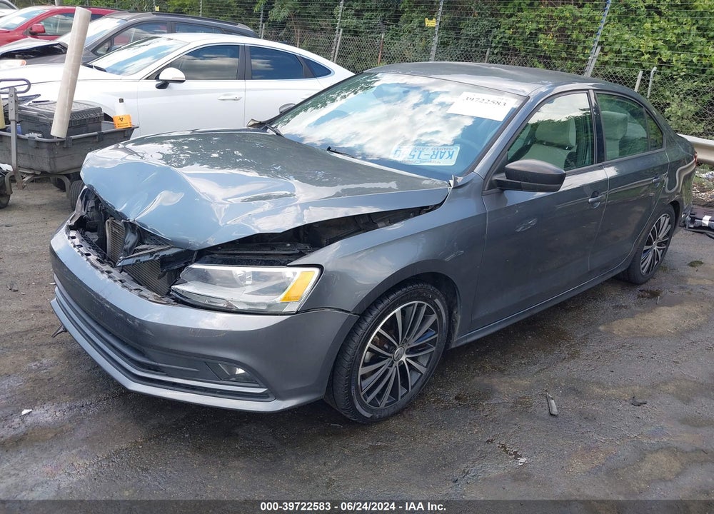 2016 VOLKSWAGEN JETTA 1.8T SPORT VIN: 3VWD17AJ7GM395667